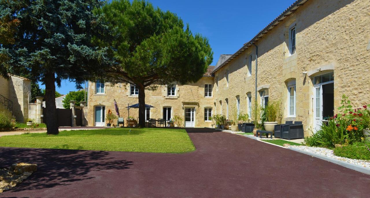 Jardin D'Arcy - Chambres D'Hotes Avec Piscine Et Spa Bois Exterior foto